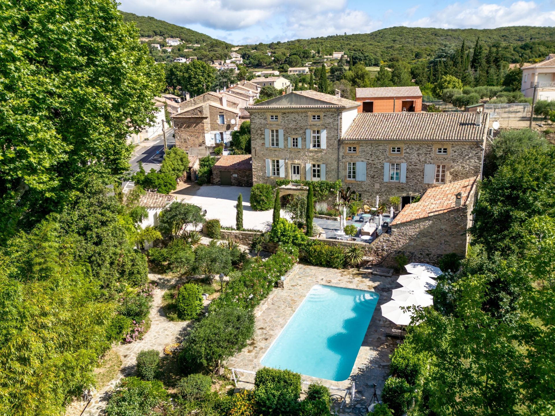 maison 13 Pièces en vente sur FAUGERES (34600)