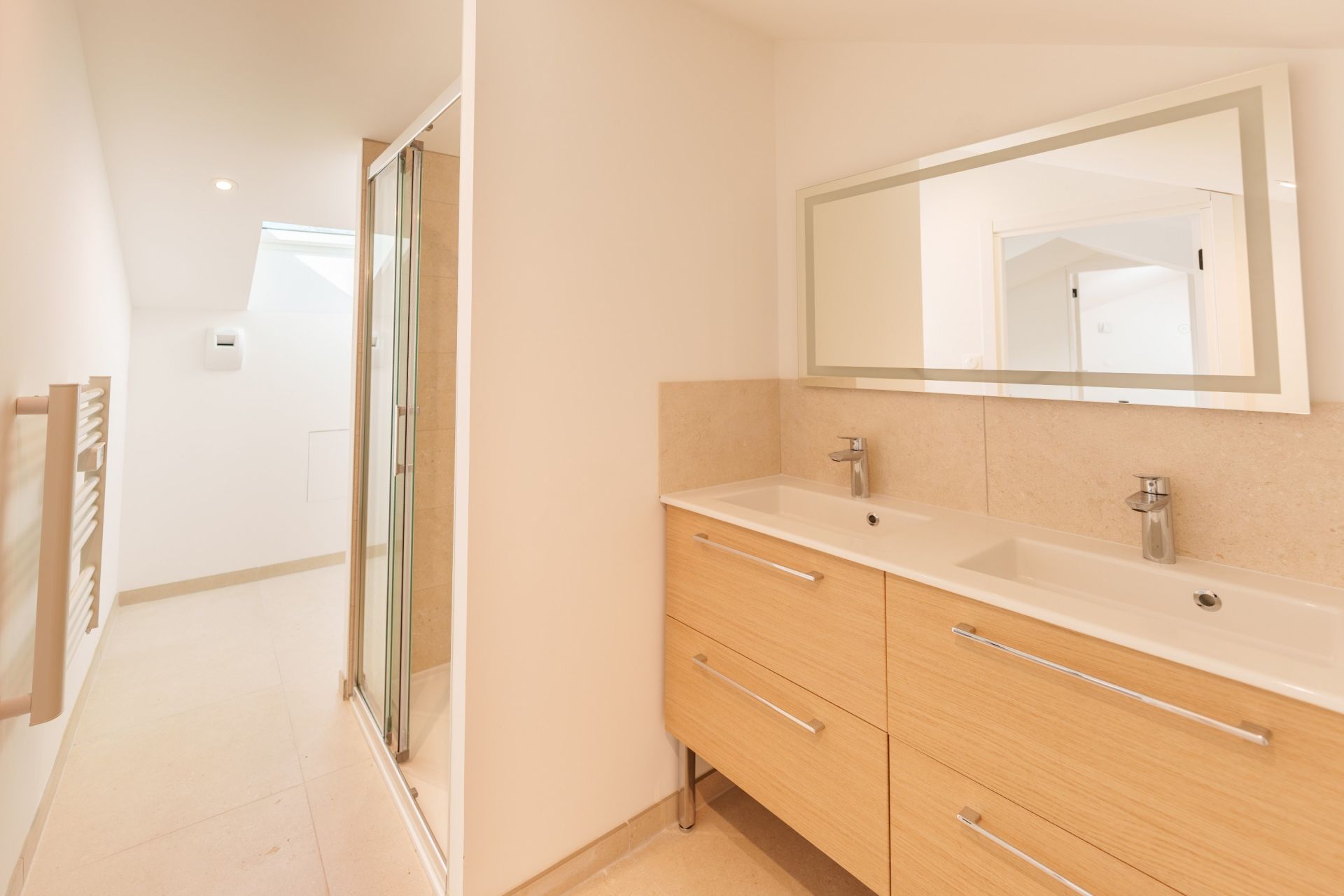house 6 Rooms for sale on MONTPELLIER (34090)