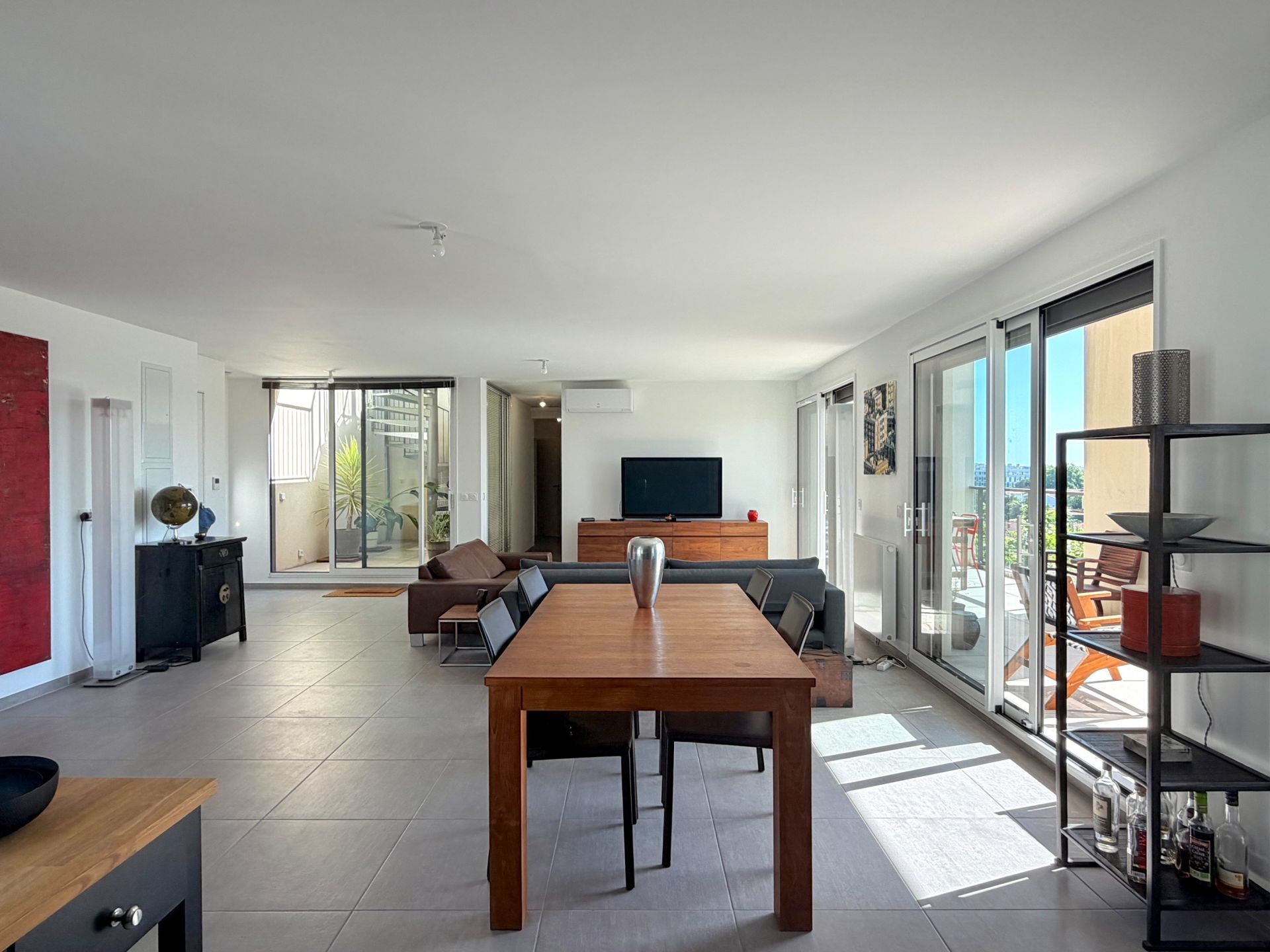 apartment 4 Rooms for sale on MONTPELLIER (34000)