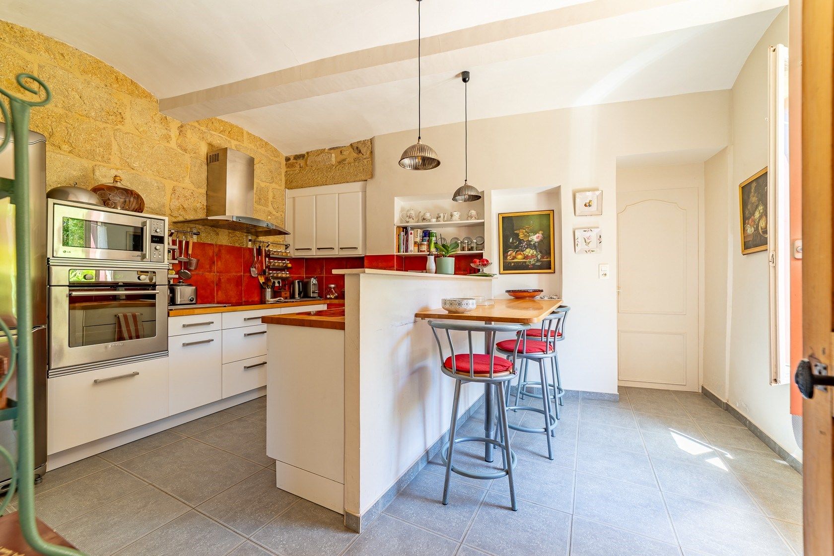 house 5 Rooms for sale on MONTPELLIER (34000)