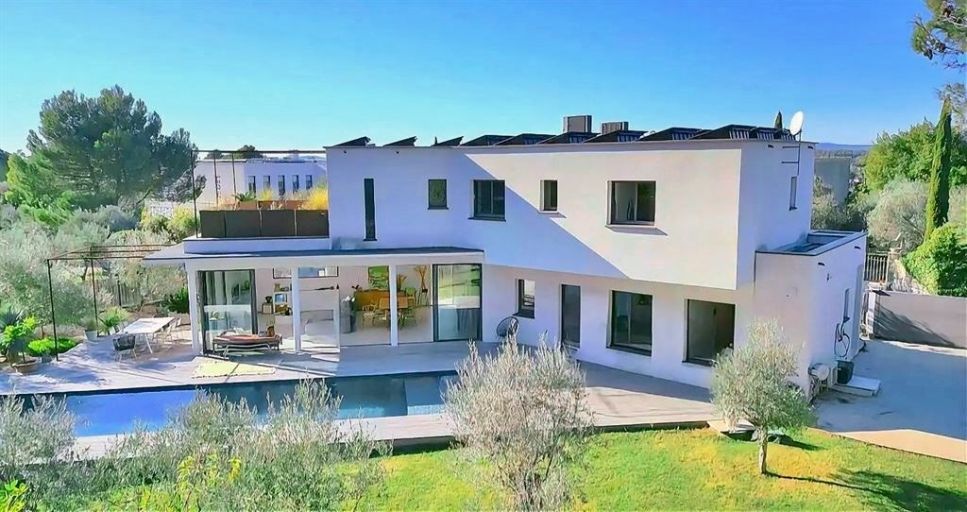 house 7 Rooms for sale on MONTPELLIER (34000)