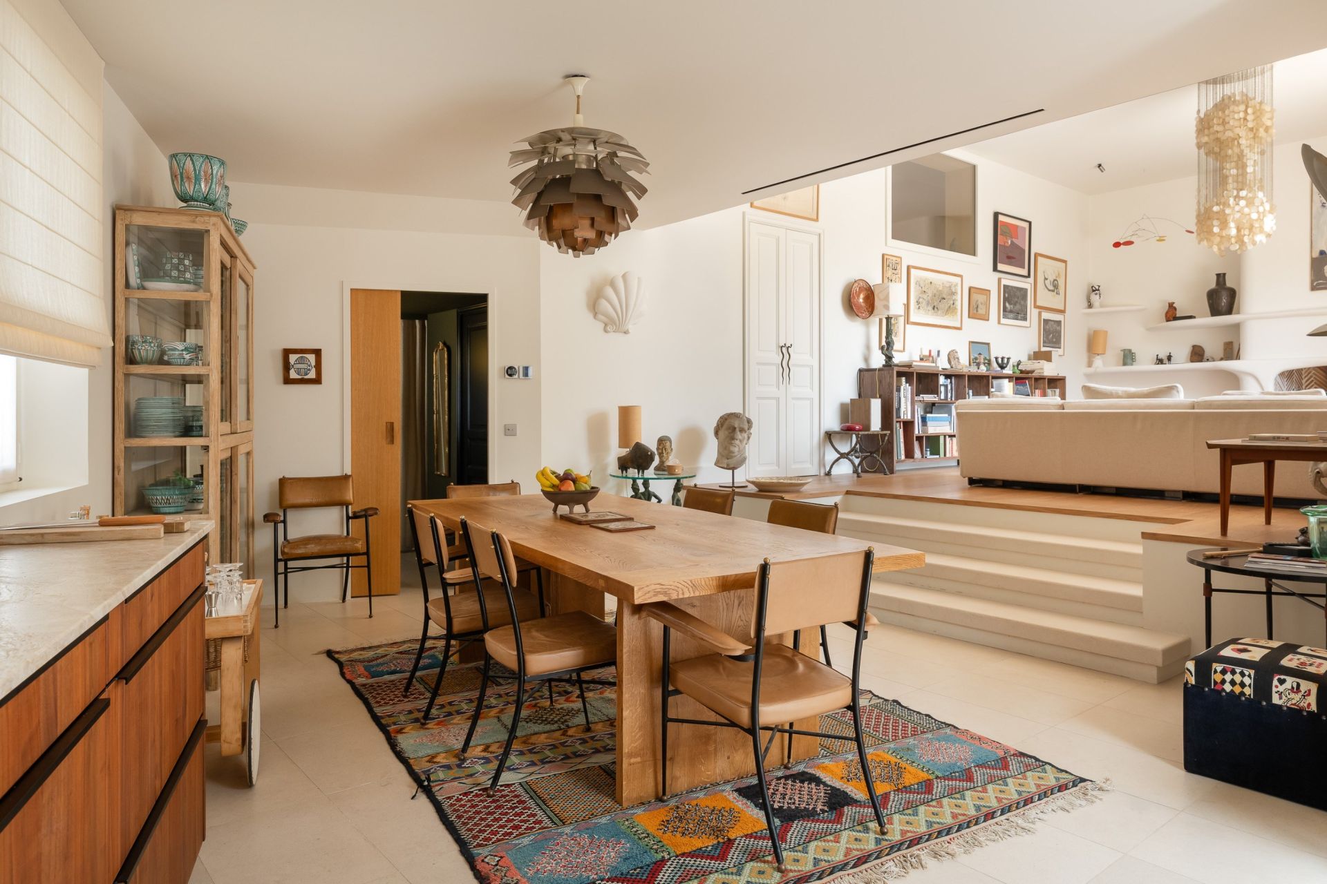house 9 Rooms for sale on AIGUES MORTES (30220)