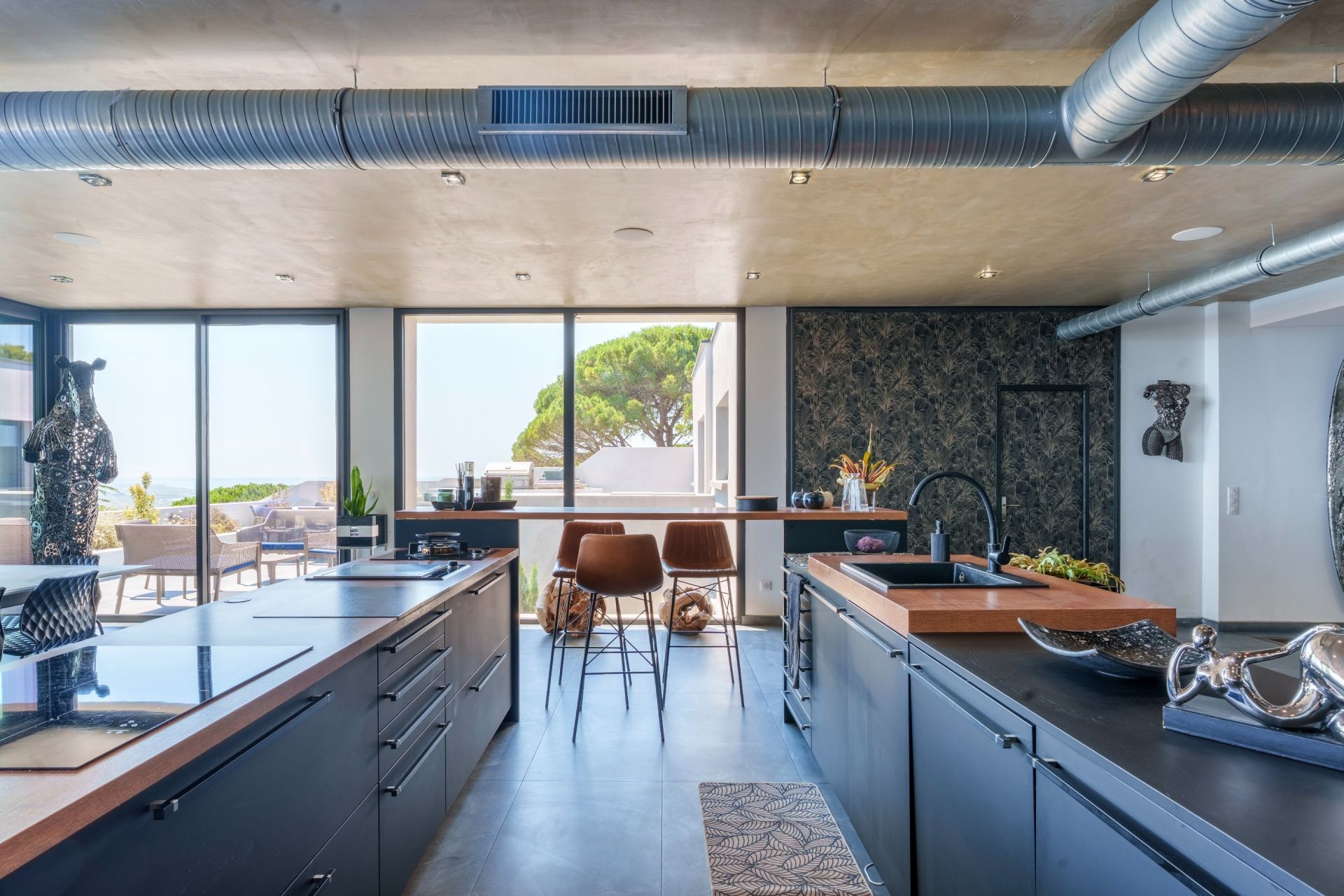 house 7 Rooms for sale on SETE (34200)