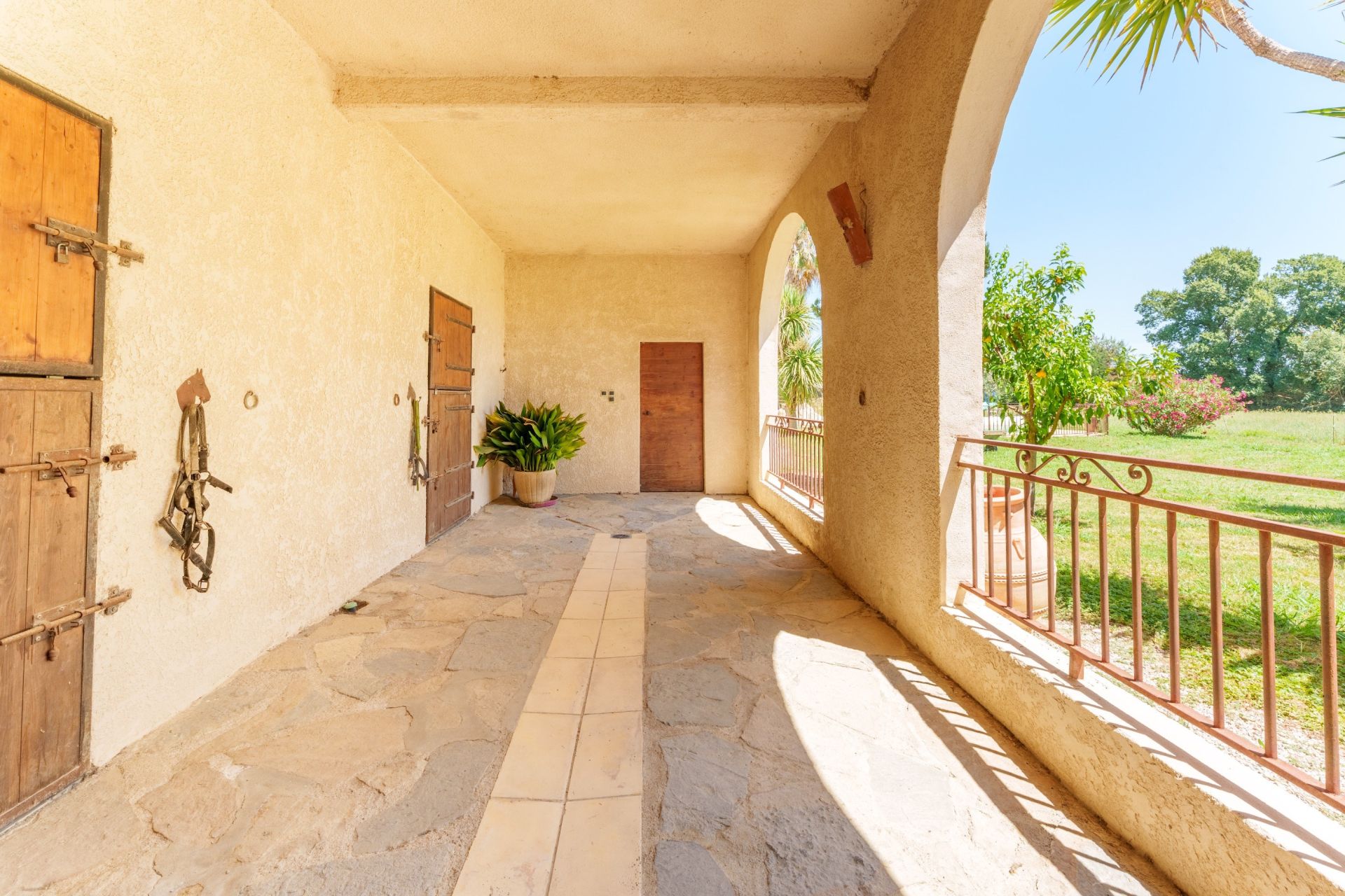 propriété équestre 6 Pièces en vente sur MONTPELLIER (34000)