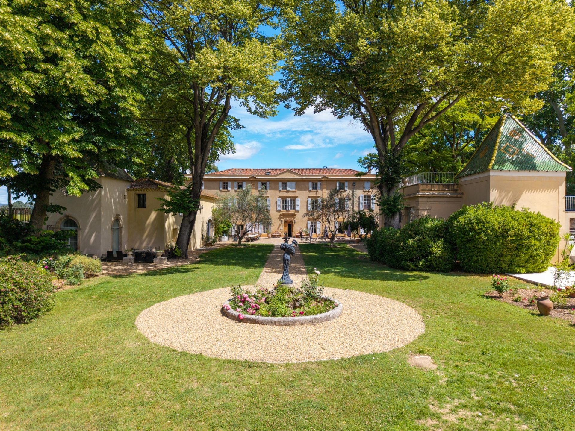 castle 16 Rooms for sale on ST PARGOIRE (34230)