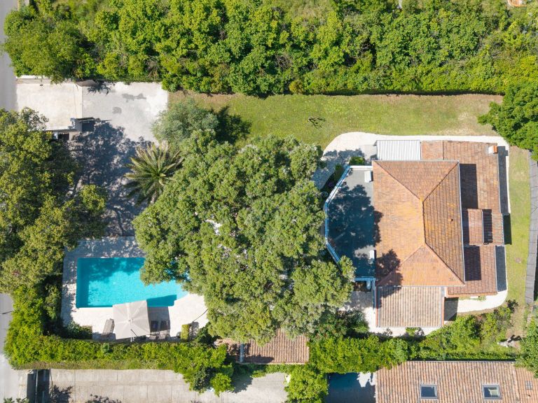 maison 7 Pièces en vente sur CASTRIES (34160)