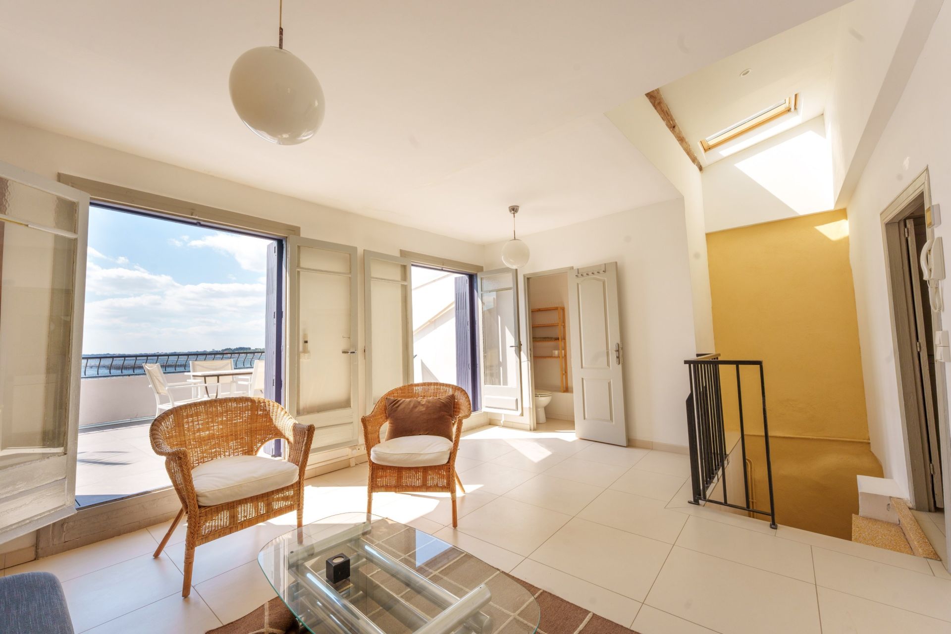 propriété 9 Pièces en vente sur BOUZIGUES (34140)