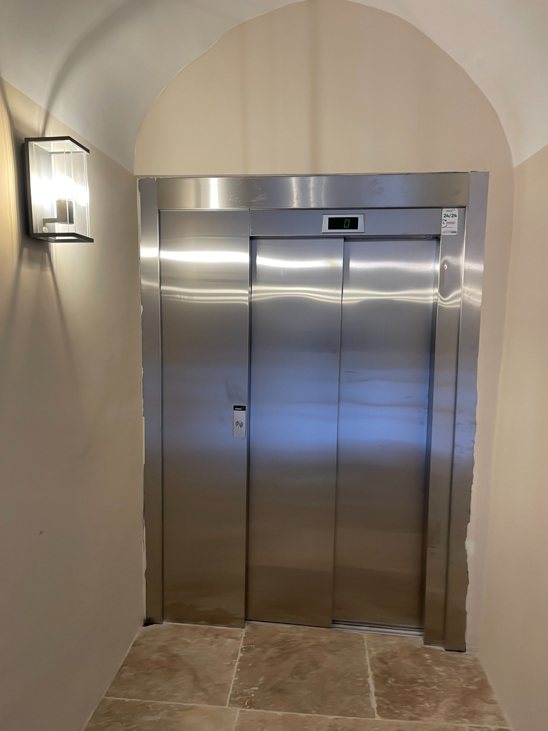 apartment 2 Rooms for sale on VIOLS EN LAVAL (34380)
