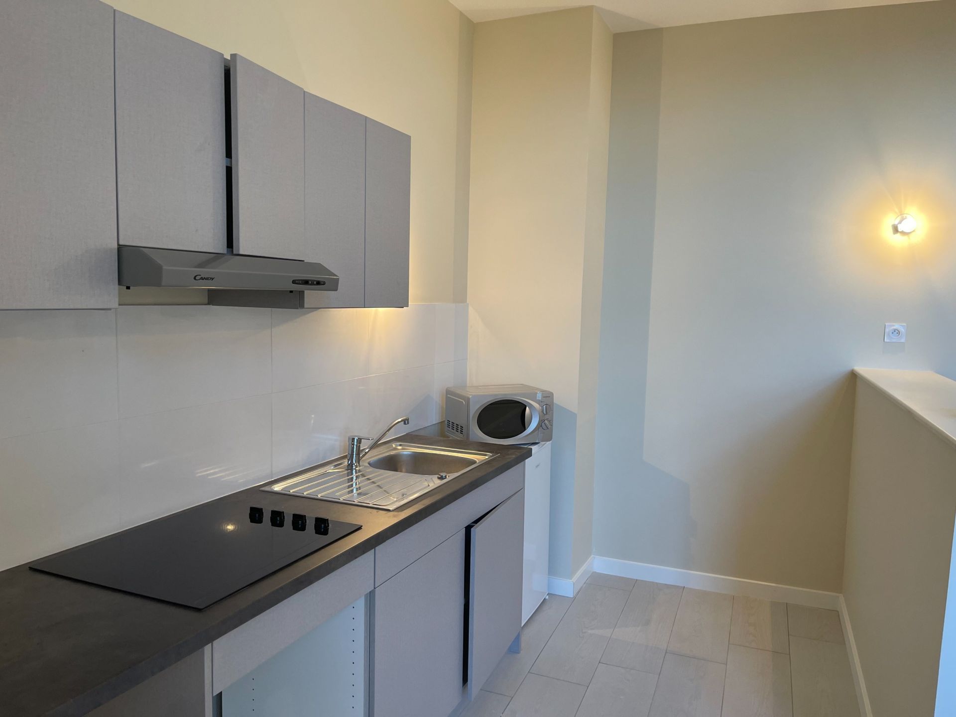 apartment 2 Rooms for sale on VIOLS EN LAVAL (34380)