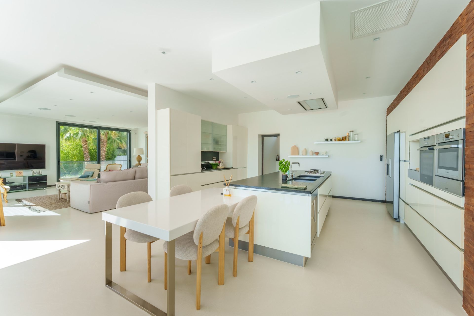 house 8 Rooms for sale on MONTPELLIER (34000)