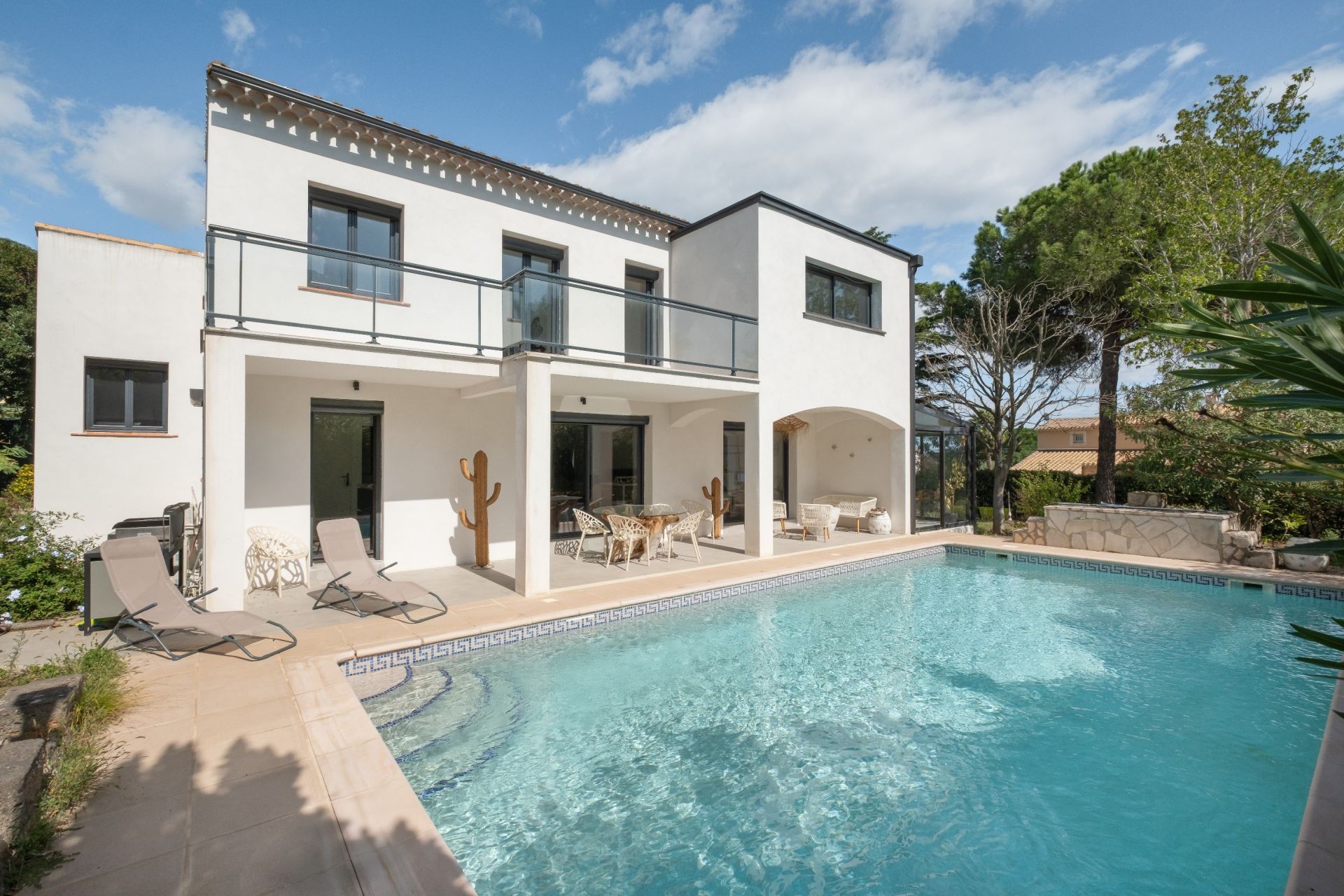 house 6 Rooms for sale on LE CAP D AGDE (34300)