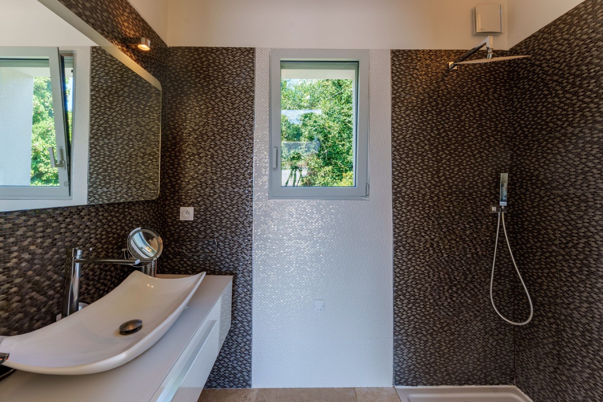 villa 5 Pièces en vente sur BOUZIGUES (34140)