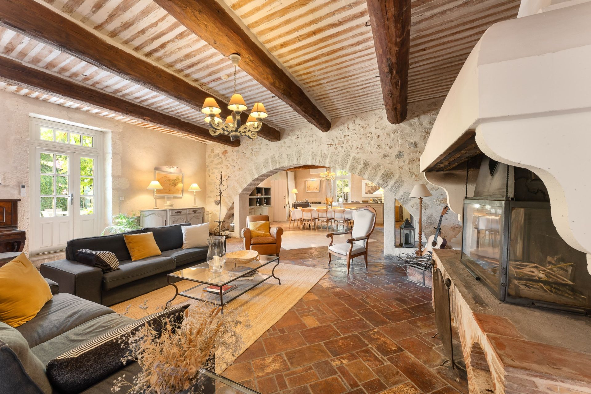 propriété 35 Pièces en vente sur MONTPELLIER (34000)