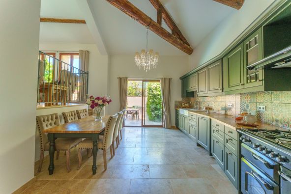 Vente Maison Saint-Geniès-de-Fontedit 9&nbsp;Pièces 250&nbsp;m²