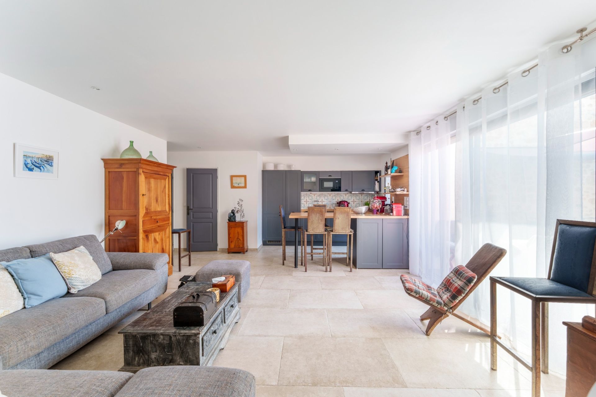 house 8 Rooms for sale on LE POUGET (34230)