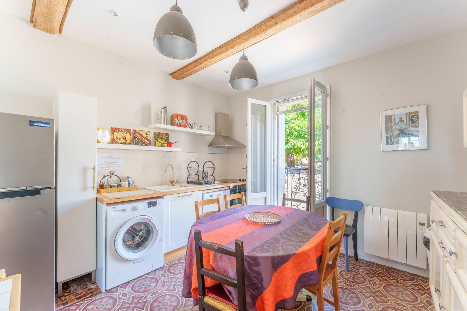 house 8 Rooms for sale on LE POUGET (34230)