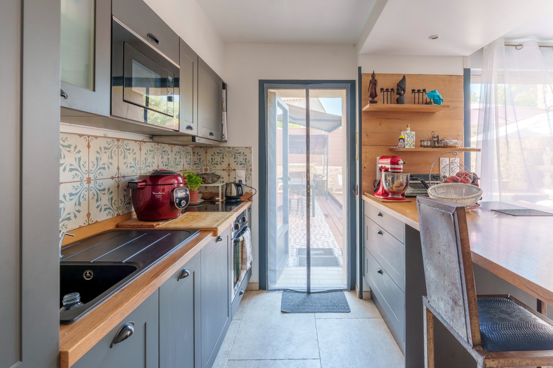 house 8 Rooms for sale on LE POUGET (34230)