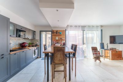 Sale House Le Pouget 8&nbsp;Rooms 208&nbsp;m²