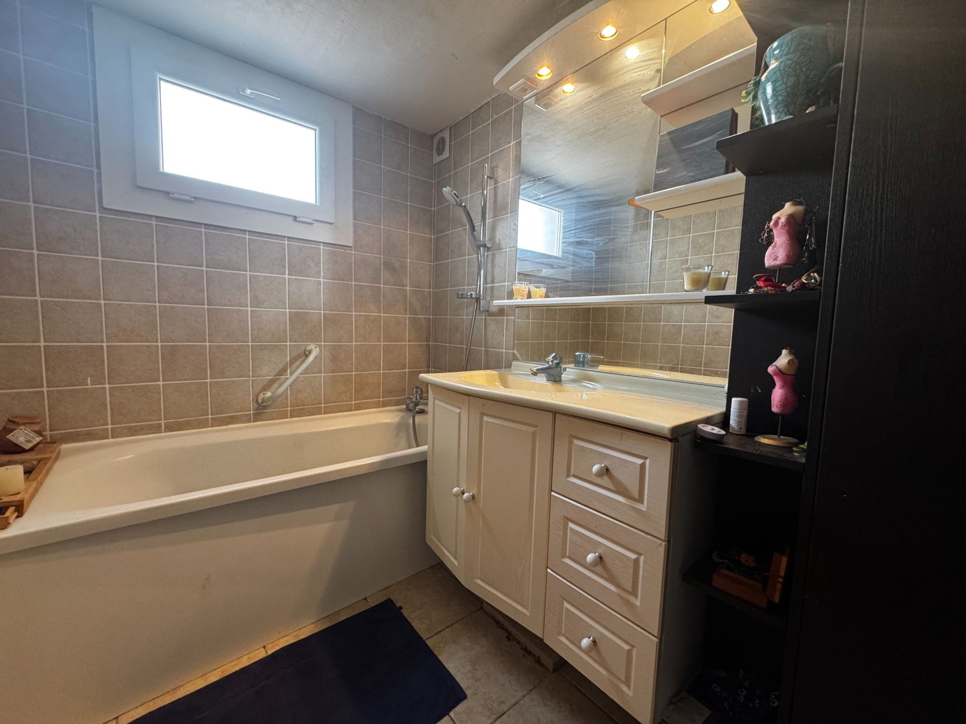 house 4 Rooms for sale on MARSEILLAN (34340)