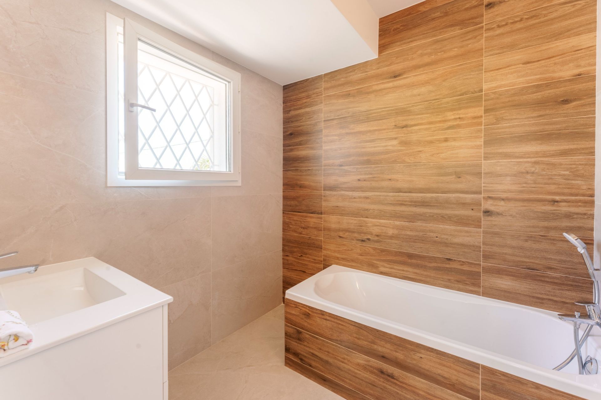 maison 6 Pièces en vente sur ST JEAN DE VEDAS (34430)
