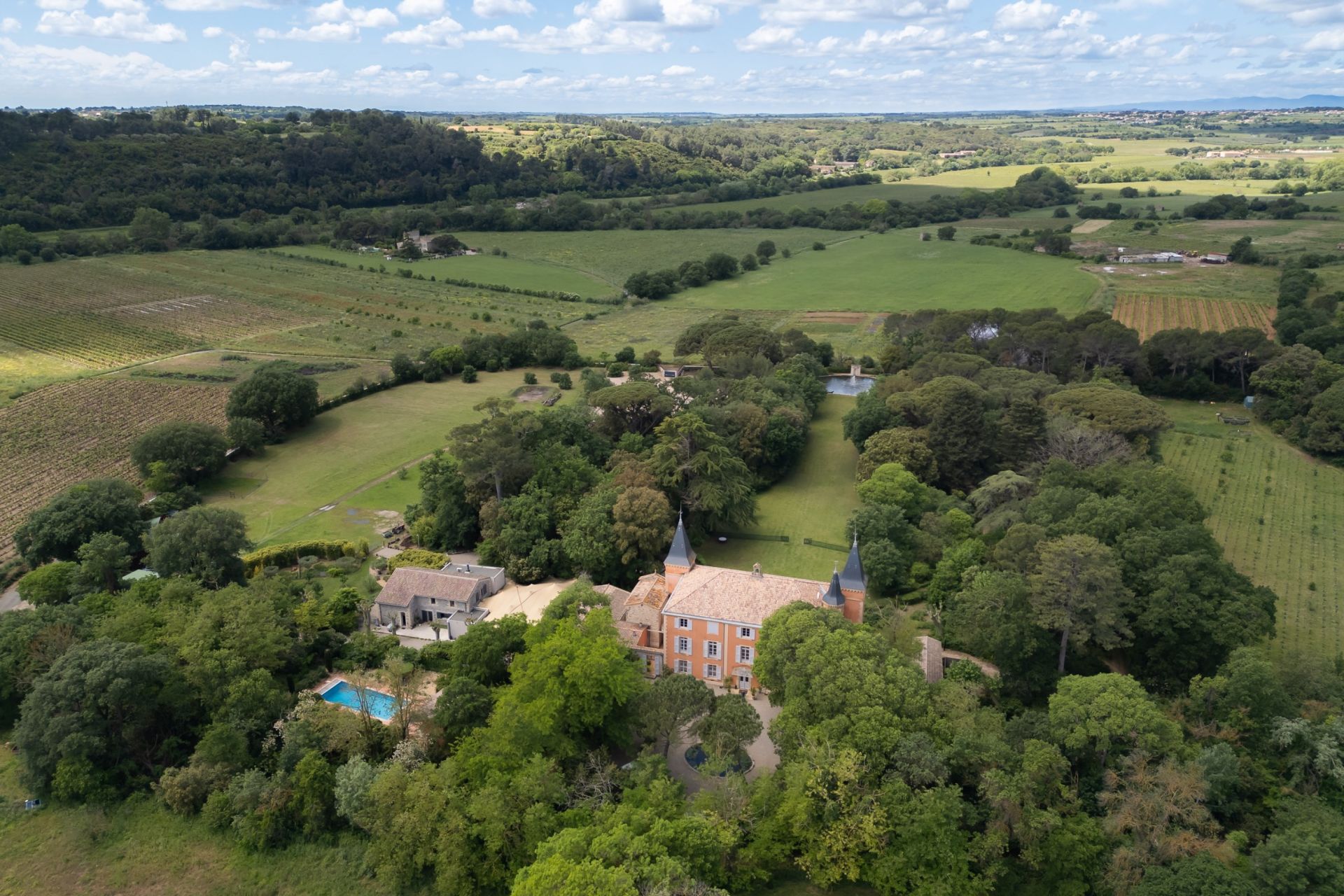 château 20 Pièces en vente sur PEZENAS (34120)