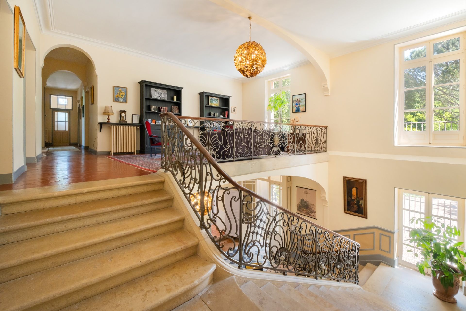 château 20 Pièces en vente sur PEZENAS (34120)