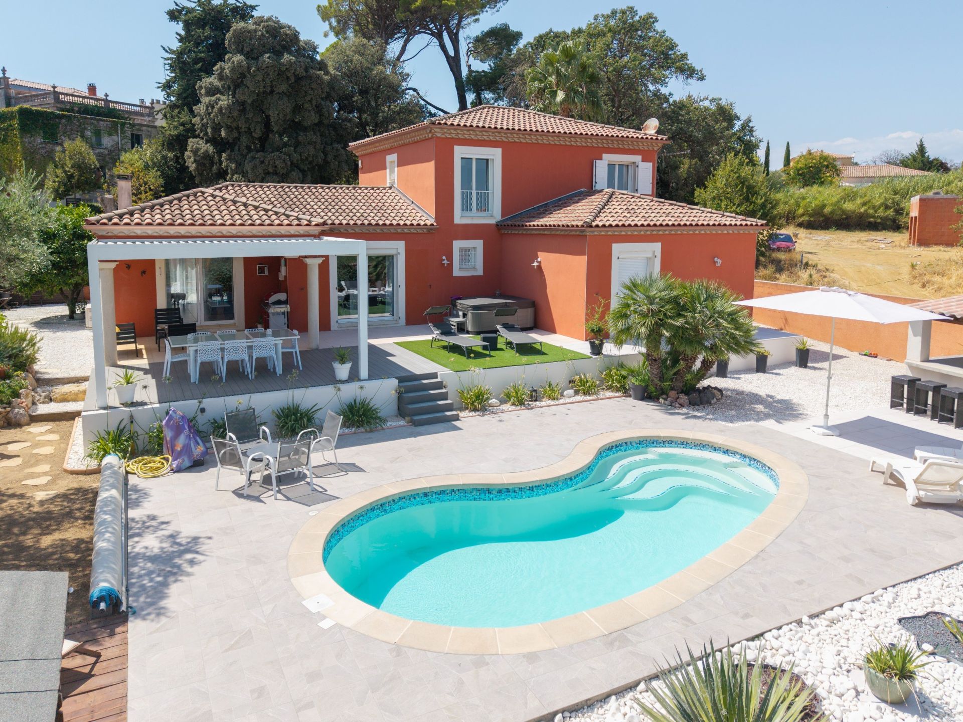 house 5 Rooms for sale on ESPONDEILHAN (34290)