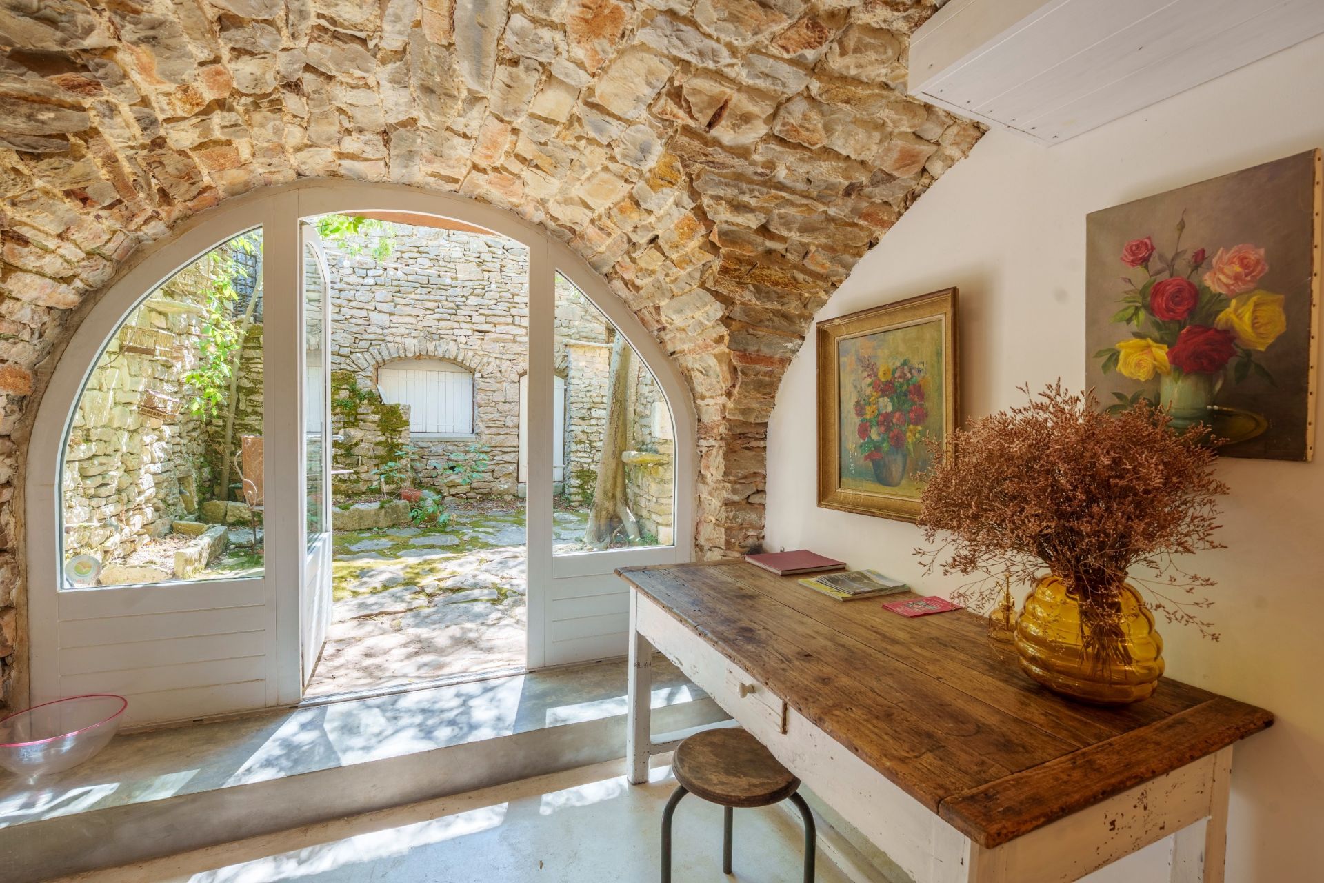 mas 16 Rooms for sale on MONTPELLIER (34000)