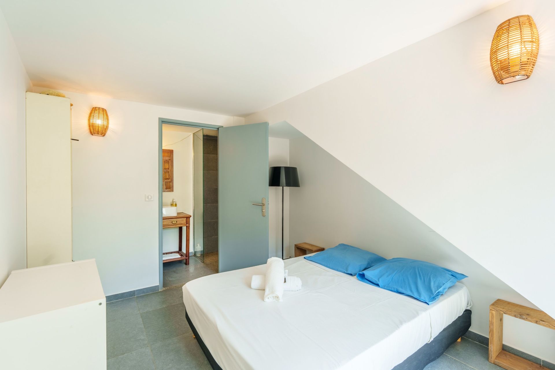 house 6 Rooms for sale on PALAVAS LES FLOTS (34250)