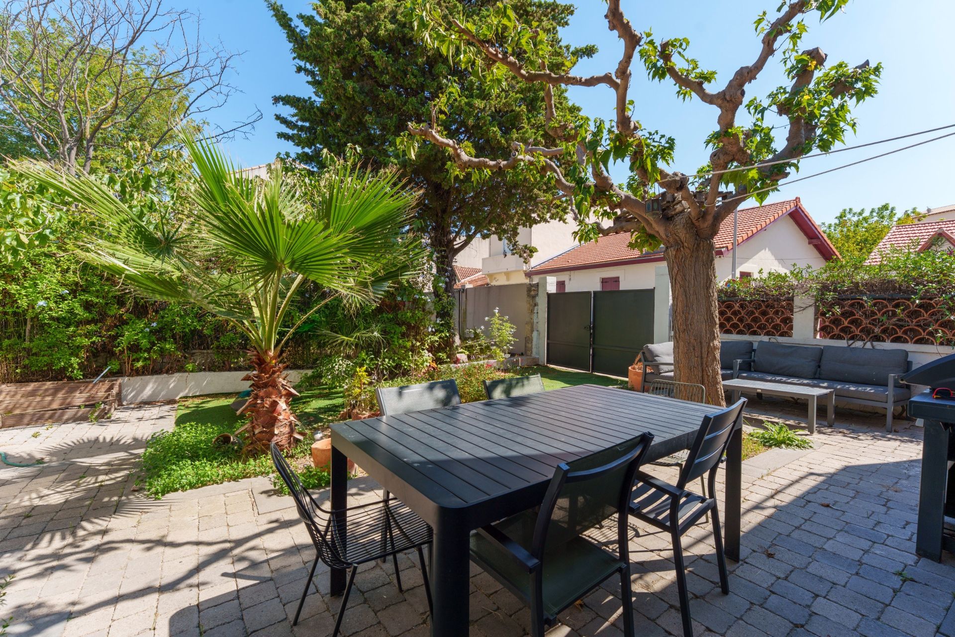 house 6 Rooms for sale on PALAVAS LES FLOTS (34250)