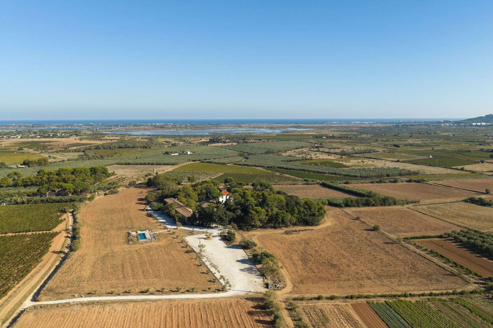 propriété 56 Pièces en vente sur LE GRAU D AGDE (34300)