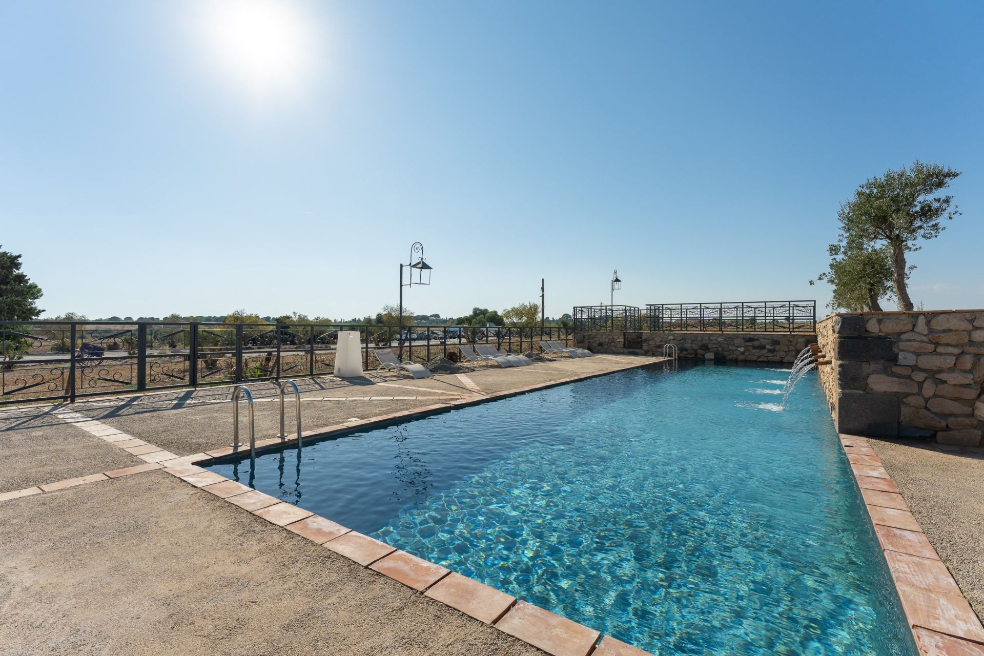 propriété 56 Pièces en vente sur LE GRAU D AGDE (34300)