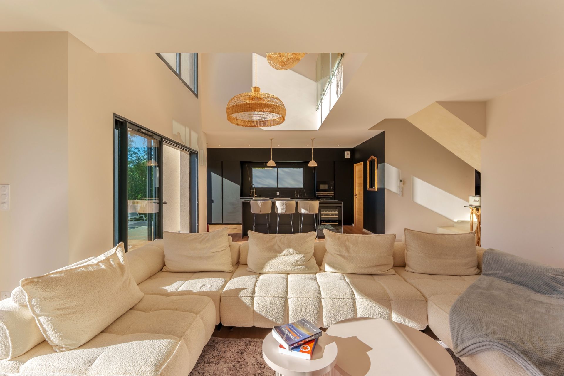 house 5 Rooms for sale on PIGNAN (34570)