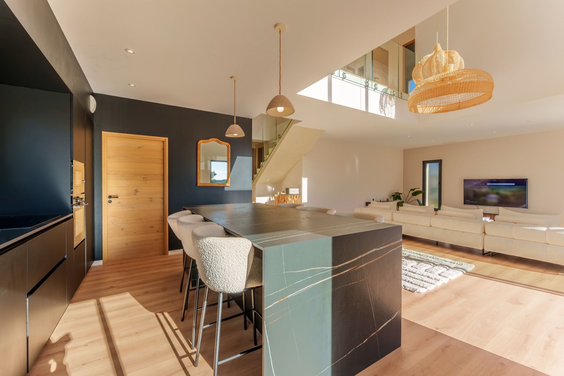 house 5 Rooms for sale on PIGNAN (34570)
