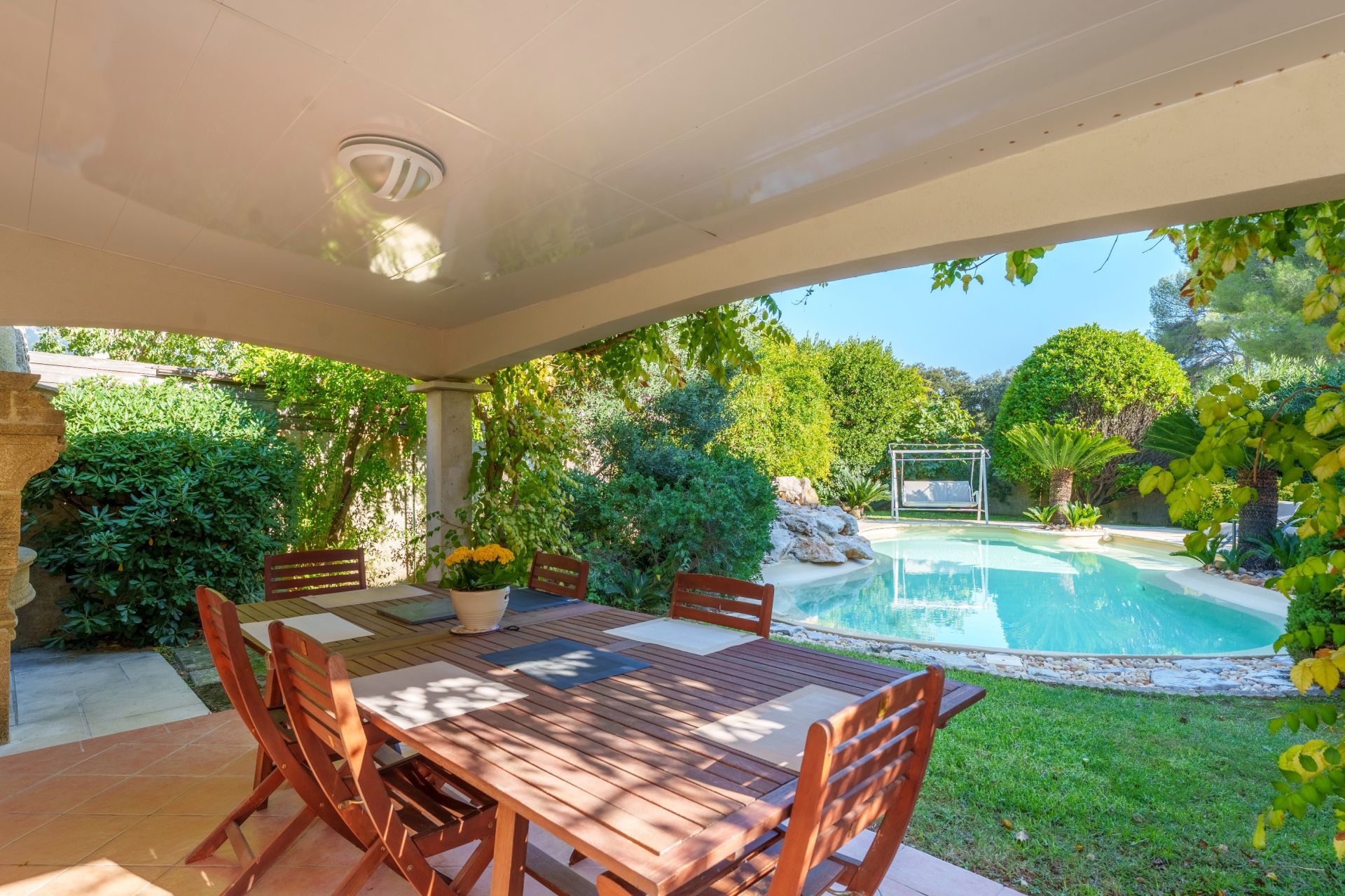 house 6 Rooms for sale on LE CRES (34920)