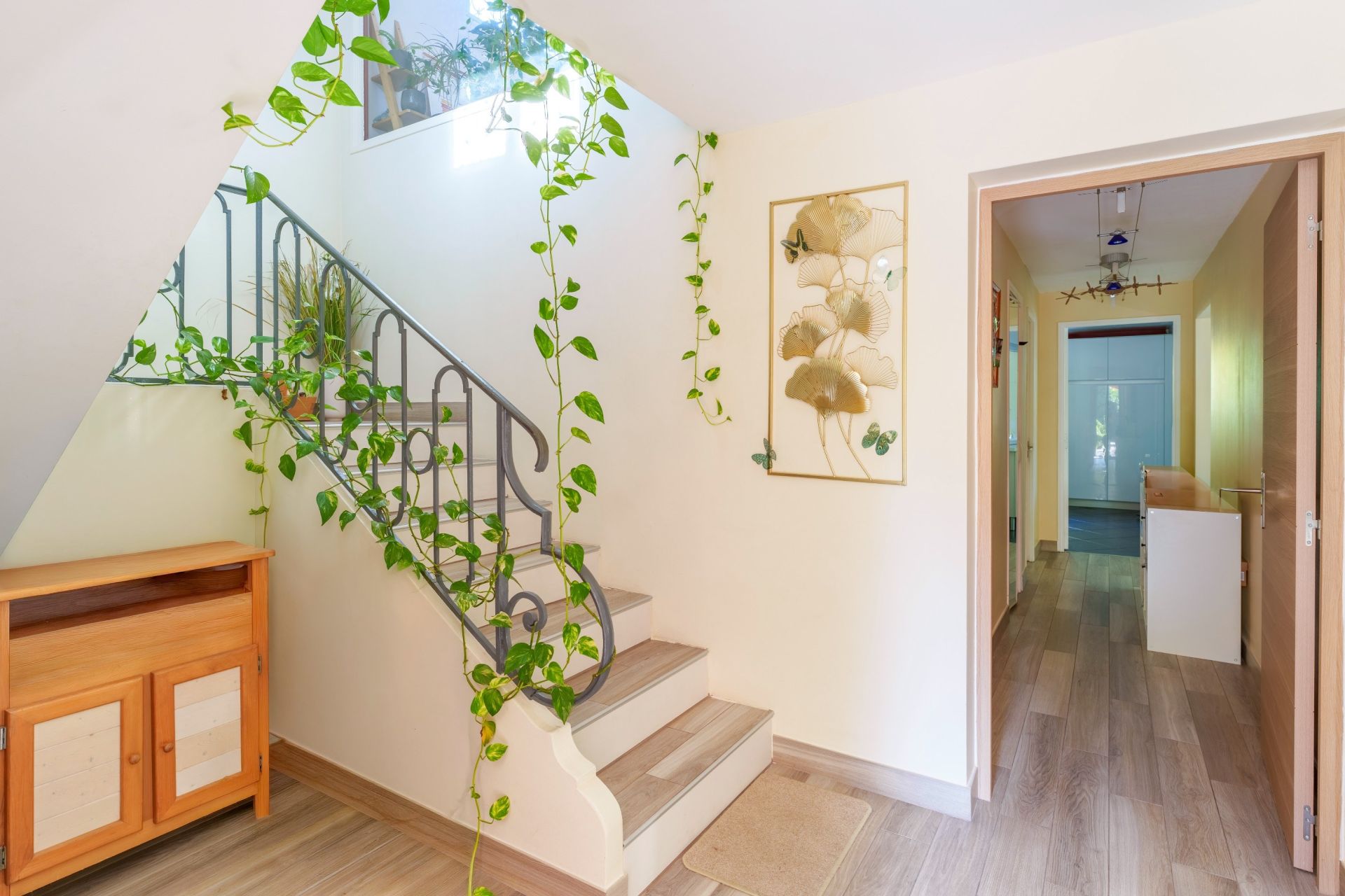 house 6 Rooms for sale on LE CRES (34920)