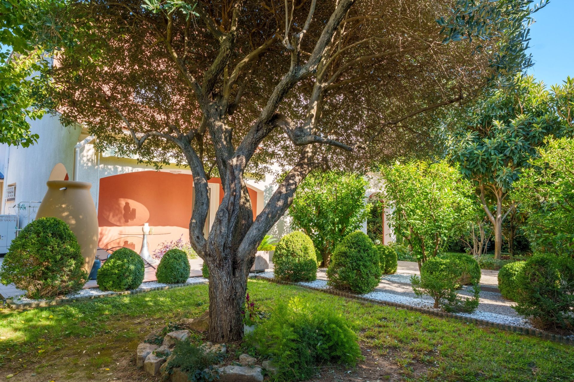 house 6 Rooms for sale on LE CRES (34920)